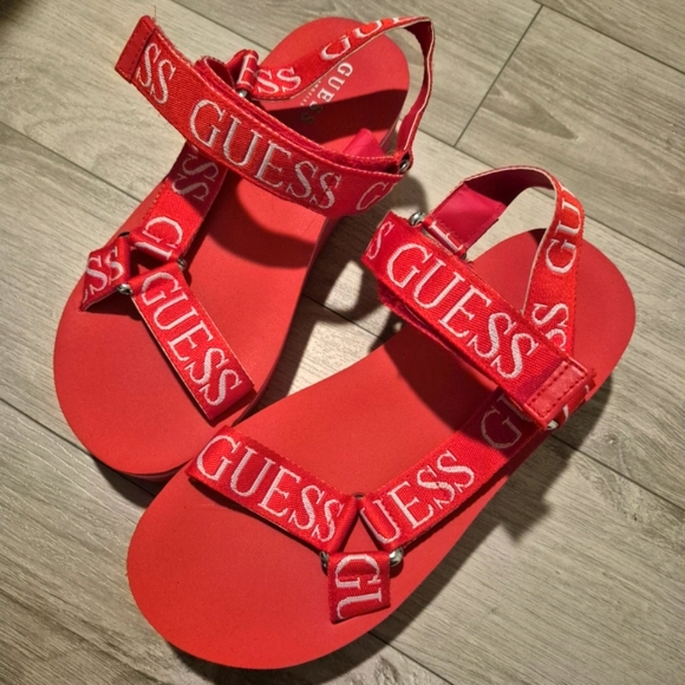 Women's GUESS Red Sandals Size 9